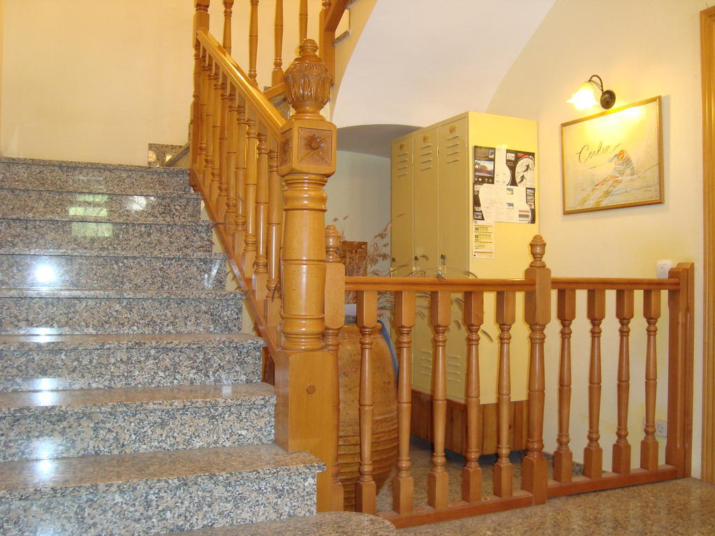 Apartamentos Saila Castejón de Sos Zewnętrze zdjęcie