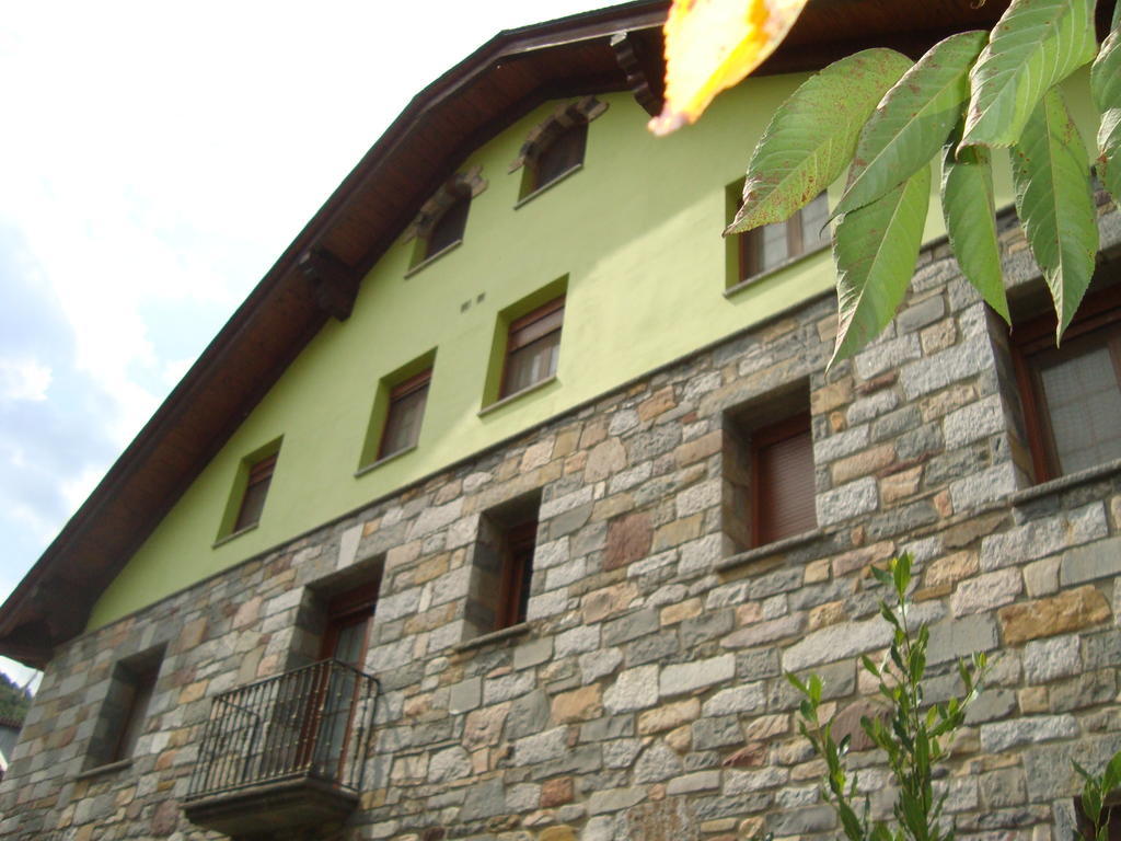 Apartamentos Saila Castejón de Sos Zewnętrze zdjęcie